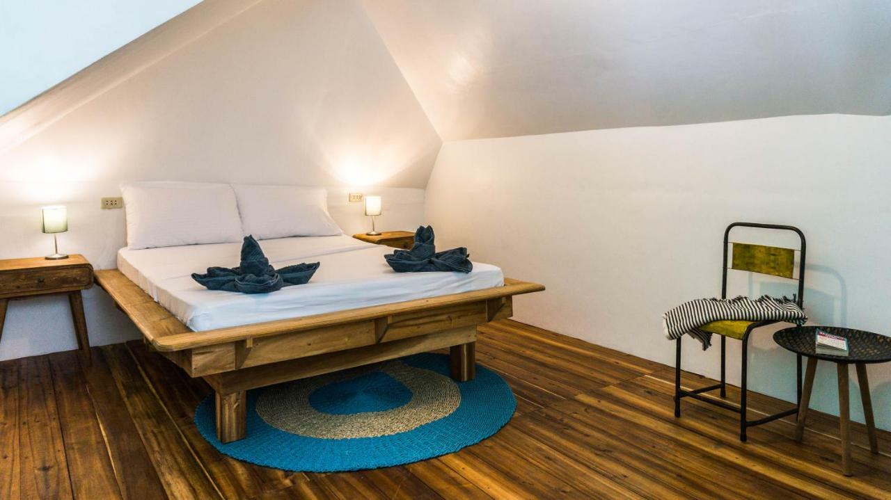 Garden Loft 90Sqm In The Heart Of El Nido- 2 Bedrooms Exterior photo